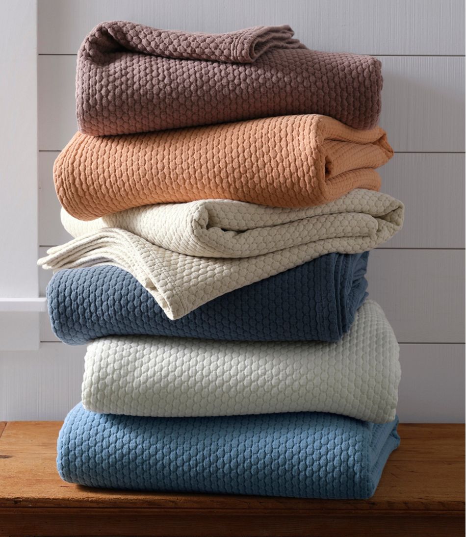 L.L.Bean For Sale | Organic Honeycomb Matelassé Coverlet